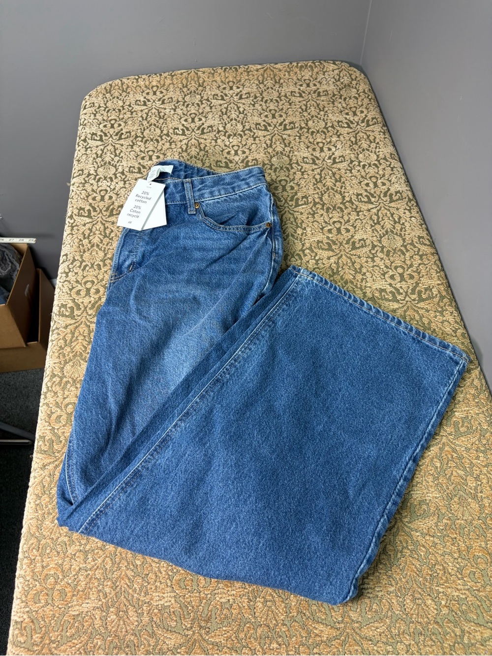 H&M Regular Waist Blue Straight-Leg Wide Jeans NWTS Size 12